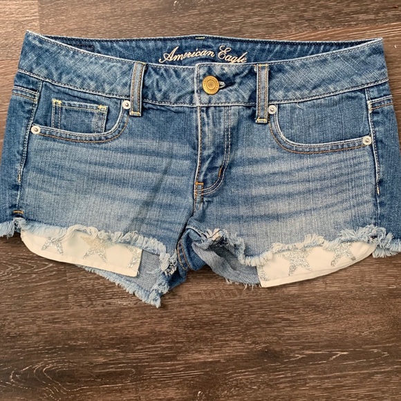 American Eagle Jean Shorts w glitter star pockets - Picture 1 of 3